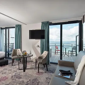 4* Resort Valdys Thalasso & - La Baie